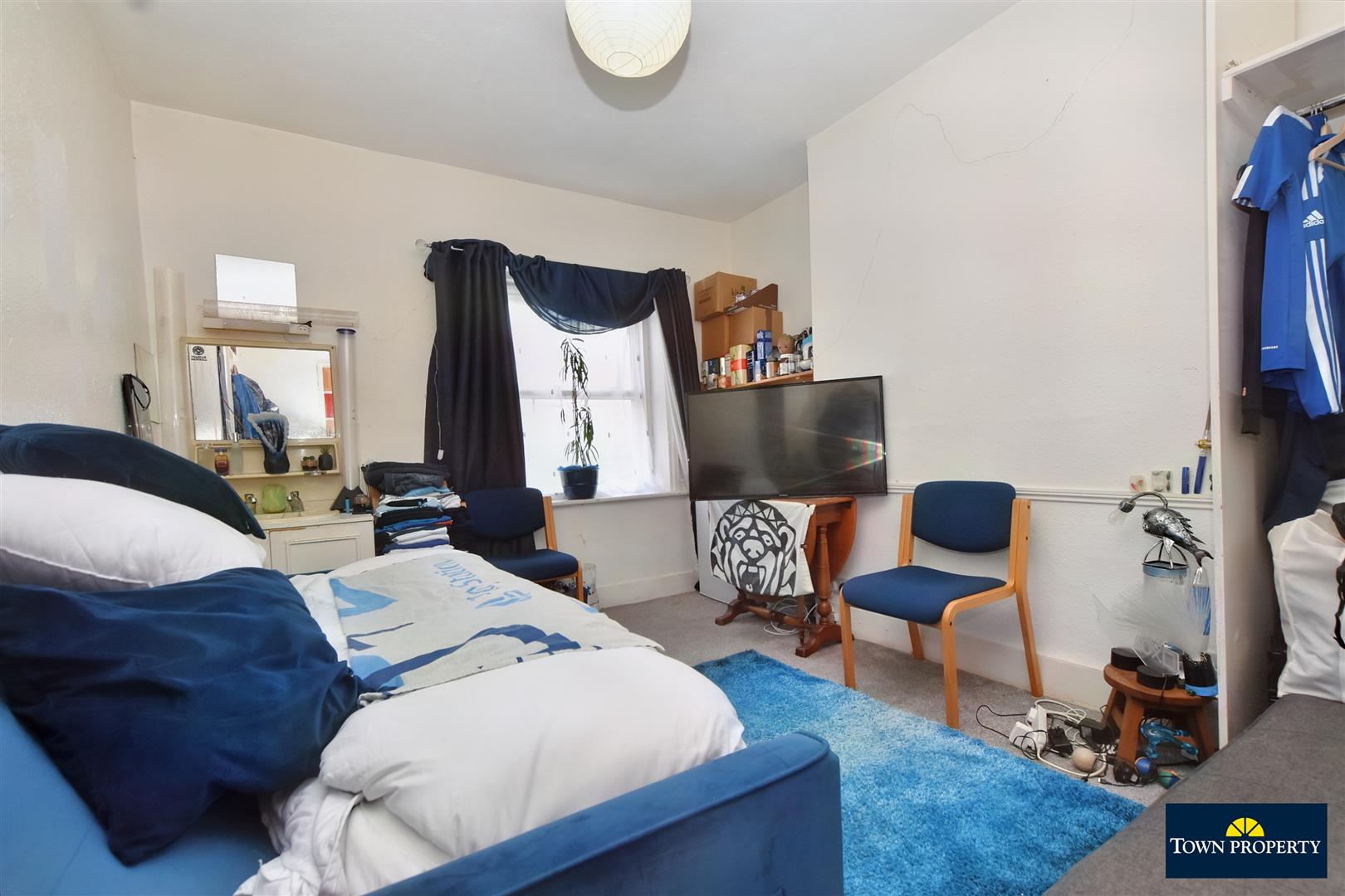 Property Details for Pevensey Road Eastbourne East Sussex BN22 8AD